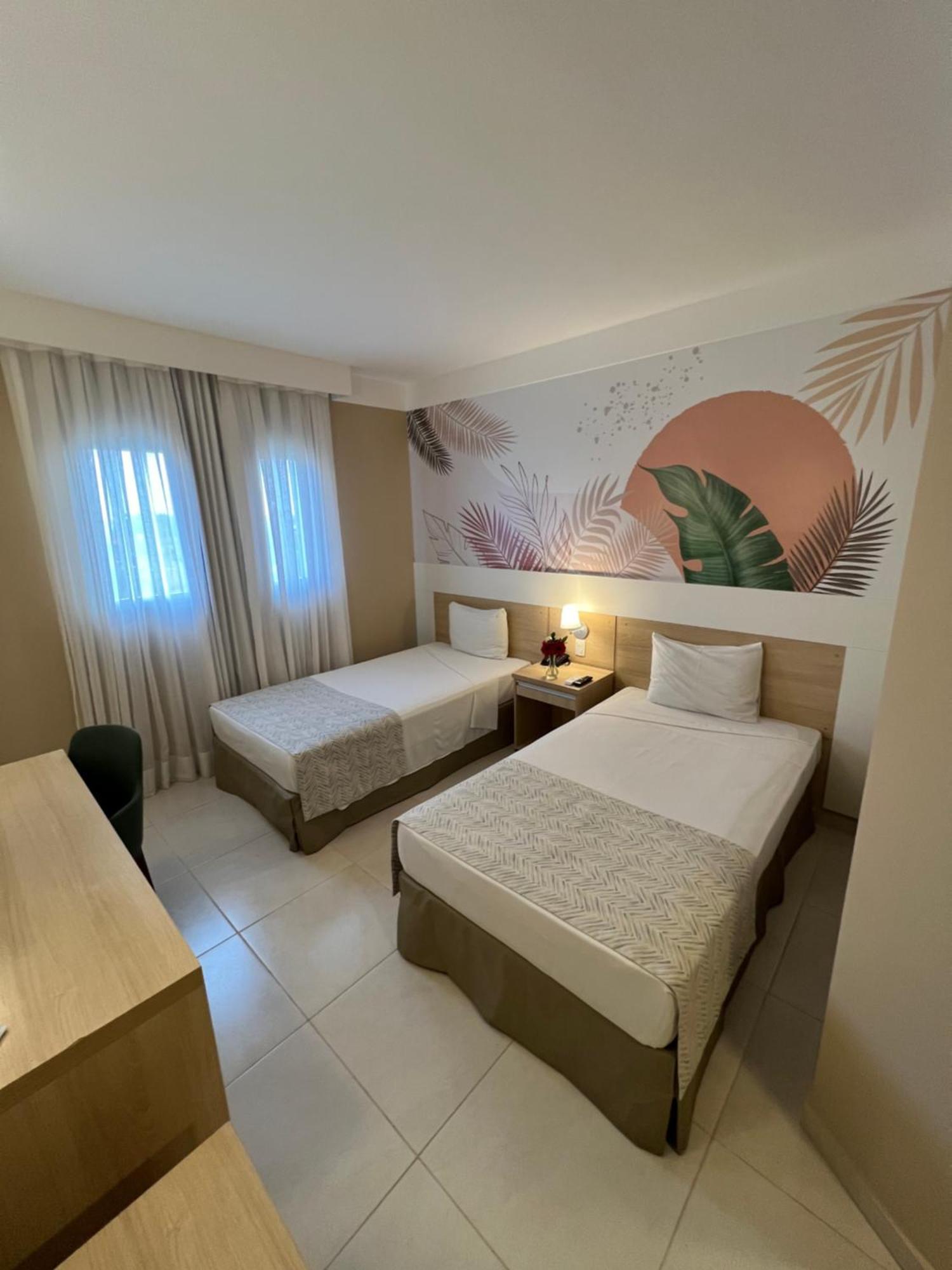 Fildi Hotel Sumare Bagian luar foto
