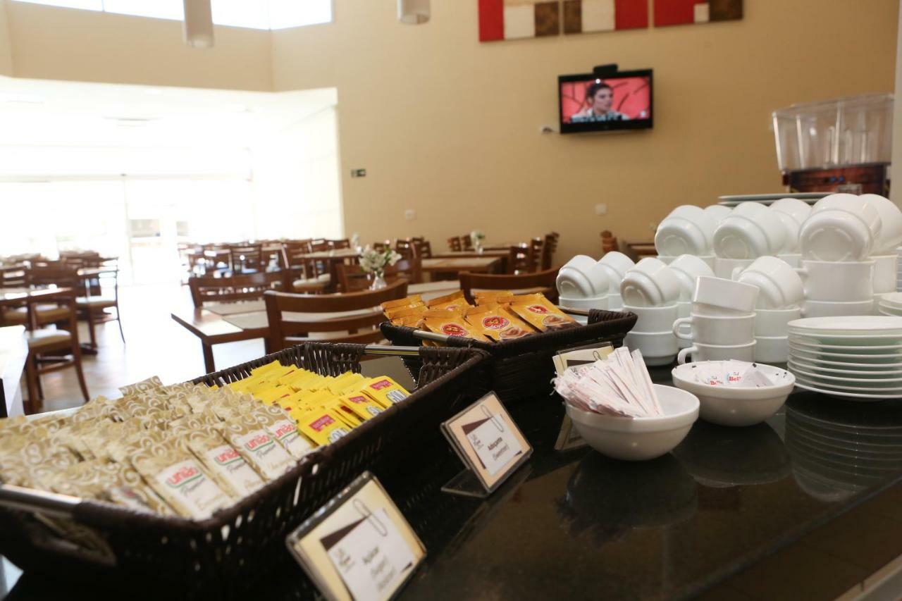 Fildi Hotel Sumare Bagian luar foto